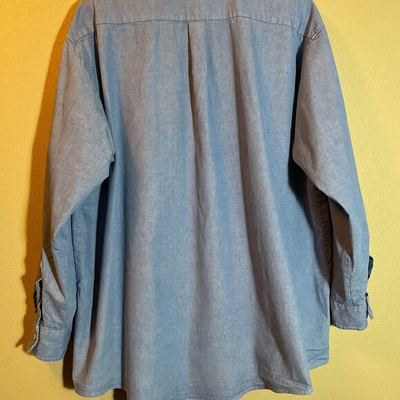 Flame-resistant chambray shirt with tortoise style buttons - Picture 5 of 11